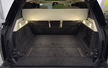 Land Rover Range Rover IV рестайлинг, 2025 год, 24 900 000 рублей, 30 фотография