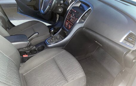 Opel Astra J, 2014 год, 900 000 рублей, 17 фотография