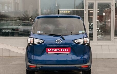 Toyota Sienta II, 2021 год, 1 550 000 рублей, 6 фотография