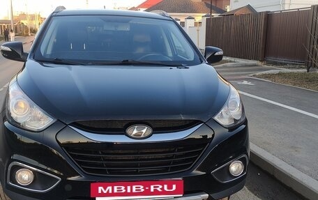 Hyundai ix35 I рестайлинг, 2011 год, 970 000 рублей, 2 фотография