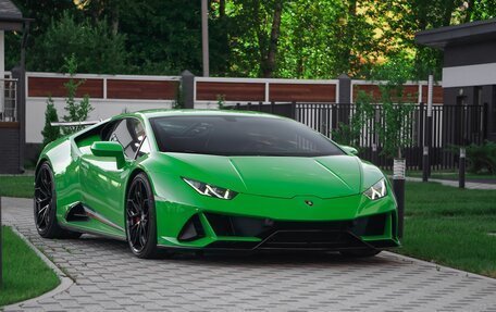 Lamborghini Huracán, 2020 год, 27 500 000 рублей, 2 фотография