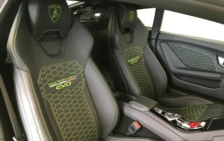 Lamborghini Huracán, 2020 год, 27 500 000 рублей, 6 фотография