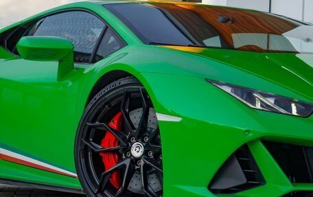 Lamborghini Huracán, 2020 год, 27 500 000 рублей, 5 фотография
