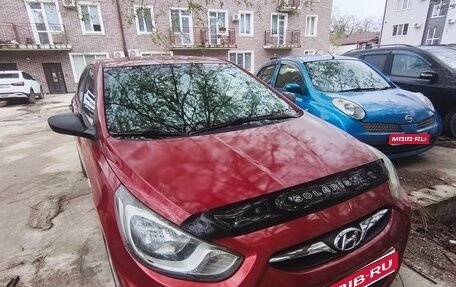 Hyundai Solaris II рестайлинг, 2014 год, 805 000 рублей, 1 фотография