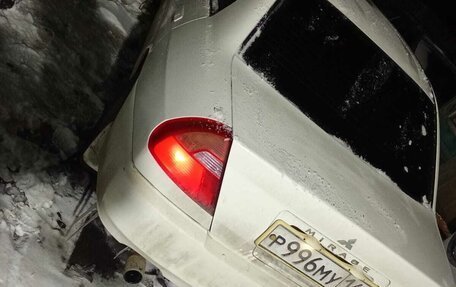 Mitsubishi Mirage VI рестайлинг, 1997 год, 180 000 рублей, 8 фотография