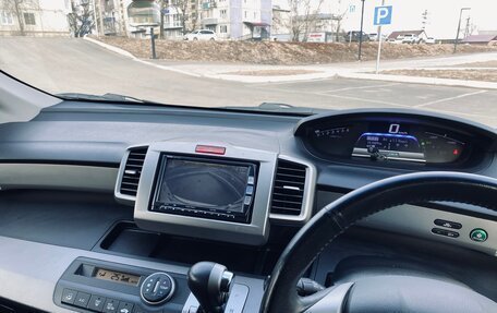 Honda Freed I, 2012 год, 1 050 000 рублей, 10 фотография