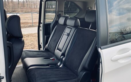 Honda Freed I, 2012 год, 1 050 000 рублей, 17 фотография