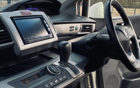 Honda Freed I, 2012 год, 1 050 000 рублей, 9 фотография