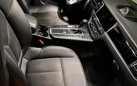 Porsche Macan I рестайлинг, 2021 год, 5 500 000 рублей, 16 фотография