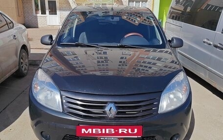 Renault Sandero I, 2014 год, 458 000 рублей, 2 фотография