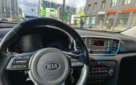 KIA Sportage IV рестайлинг, 2021 год, 2 340 000 рублей, 2 фотография