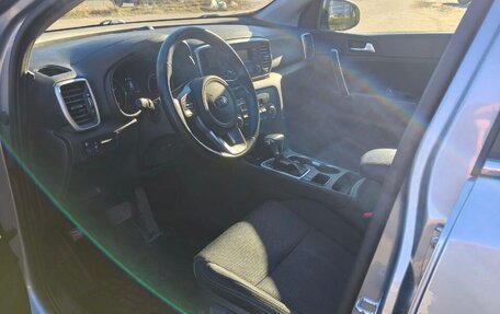 KIA Sportage IV рестайлинг, 2021 год, 2 340 000 рублей, 10 фотография