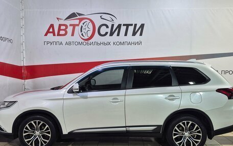 Mitsubishi Outlander III рестайлинг 3, 2017 год, 1 998 000 рублей, 4 фотография