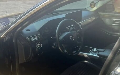 Mercedes-Benz E-Класс, 2012 год, 1 400 000 рублей, 8 фотография