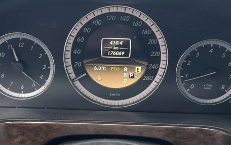 Mercedes-Benz E-Класс, 2012 год, 1 400 000 рублей, 9 фотография