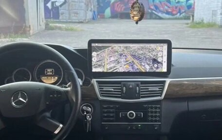 Mercedes-Benz E-Класс, 2012 год, 1 400 000 рублей, 7 фотография