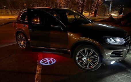 Volkswagen Touareg III, 2012 год, 2 199 000 рублей, 2 фотография