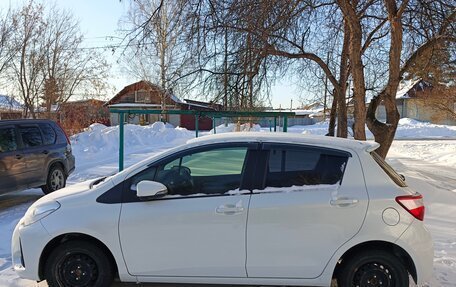 Toyota Vitz, 2017 год, 800 000 рублей, 3 фотография