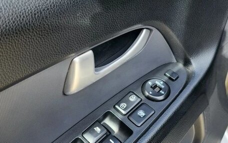 KIA Sportage III, 2010 год, 1 200 000 рублей, 39 фотография