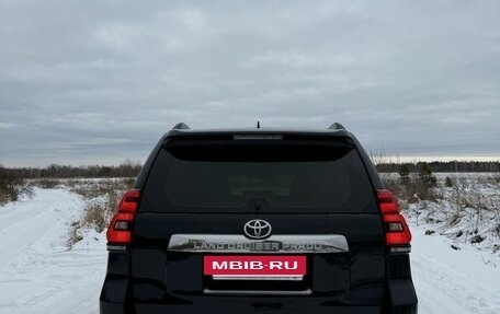 Toyota Land Cruiser Prado 150 рестайлинг 2, 2017 год, 4 300 000 рублей, 2 фотография