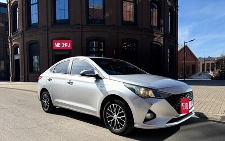 Hyundai Solaris II рестайлинг, 2021 год, 1 465 000 рублей, 2 фотография