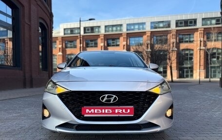 Hyundai Solaris II рестайлинг, 2021 год, 1 465 000 рублей, 19 фотография