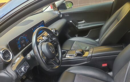 Mercedes-Benz CLA, 2019 год, 2 050 000 рублей, 3 фотография