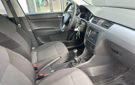 Skoda Rapid I, 2017 год, 1 050 000 рублей, 10 фотография