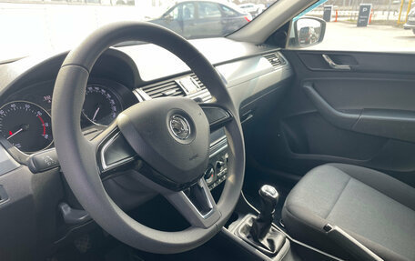 Skoda Rapid I, 2017 год, 1 050 000 рублей, 12 фотография