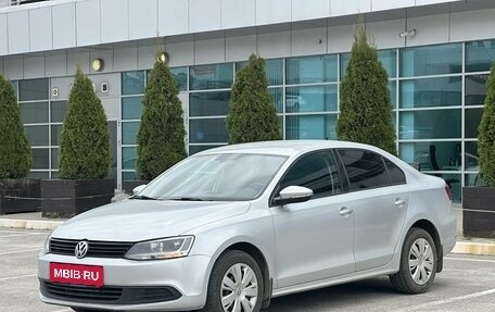 Volkswagen Jetta VI, 2012 год, 1 025 000 рублей, 3 фотография