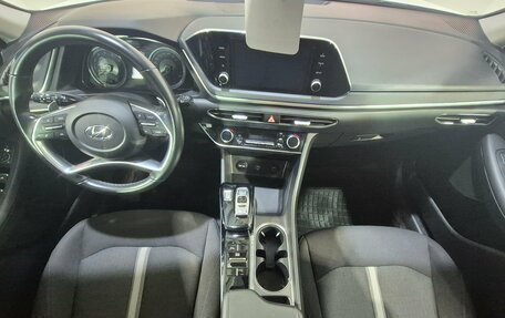 Hyundai Sonata VIII, 2021 год, 2 450 000 рублей, 10 фотография