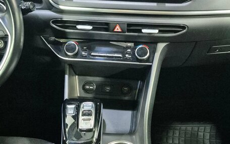 Hyundai Sonata VIII, 2021 год, 2 450 000 рублей, 12 фотография