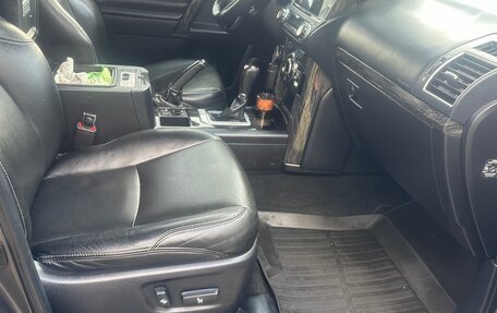 Toyota Land Cruiser Prado 150 рестайлинг 2, 2015 год, 3 350 000 рублей, 11 фотография