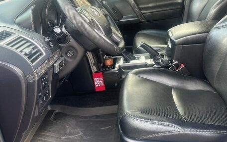 Toyota Land Cruiser Prado 150 рестайлинг 2, 2015 год, 3 350 000 рублей, 5 фотография