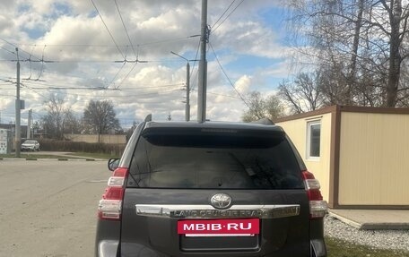 Toyota Land Cruiser Prado 150 рестайлинг 2, 2015 год, 3 350 000 рублей, 12 фотография