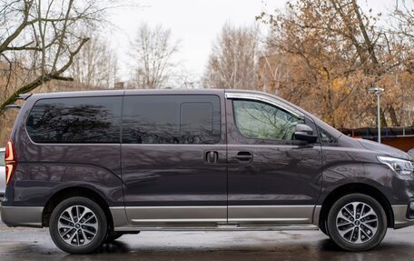 Hyundai Grand Starex Grand Starex I рестайлинг 2, 2019 год, 3 450 000 рублей, 7 фотография