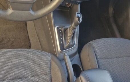 Hyundai Solaris II рестайлинг, 2021 год, 1 600 000 рублей, 4 фотография