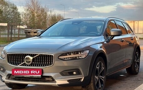 Volvo V90 Cross Country I рестайлинг, 2022 год, 5 900 000 рублей, 22 фотография