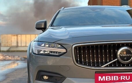 Volvo V90 Cross Country I рестайлинг, 2022 год, 5 900 000 рублей, 18 фотография