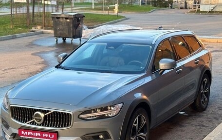 Volvo V90 Cross Country I рестайлинг, 2022 год, 5 900 000 рублей, 21 фотография