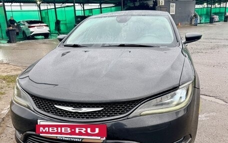 Chrysler 200 II, 2015 год, 1 100 000 рублей, 27 фотография