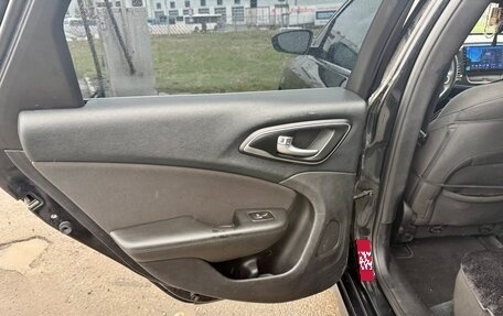 Chrysler 200 II, 2015 год, 1 100 000 рублей, 18 фотография