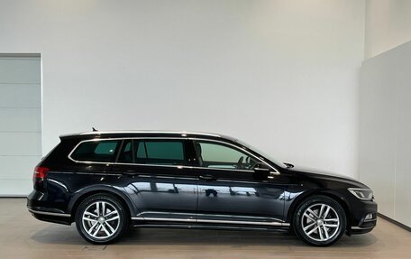 Volkswagen Passat B8 рестайлинг, 2019 год, 2 140 000 рублей, 4 фотография