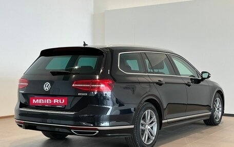 Volkswagen Passat B8 рестайлинг, 2019 год, 2 140 000 рублей, 5 фотография