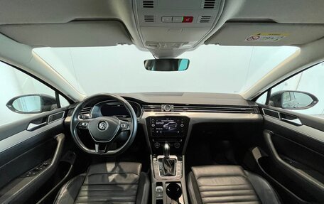 Volkswagen Passat B8 рестайлинг, 2019 год, 2 140 000 рублей, 23 фотография