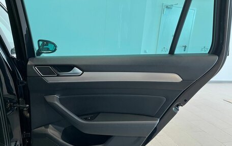 Volkswagen Passat B8 рестайлинг, 2019 год, 2 140 000 рублей, 29 фотография