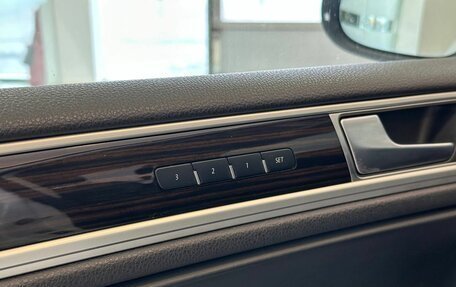 Volkswagen Touareg III, 2015 год, 2 855 000 рублей, 19 фотография