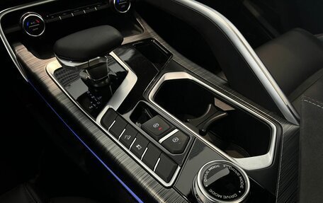 Geely Tugella FY11, 2024 год, 3 350 000 рублей, 21 фотография