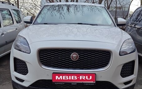 Jaguar E-Pace, 2018 год, 1 950 000 рублей, 3 фотография