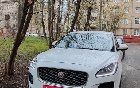 Jaguar E-Pace, 2018 год, 1 950 000 рублей, 11 фотография